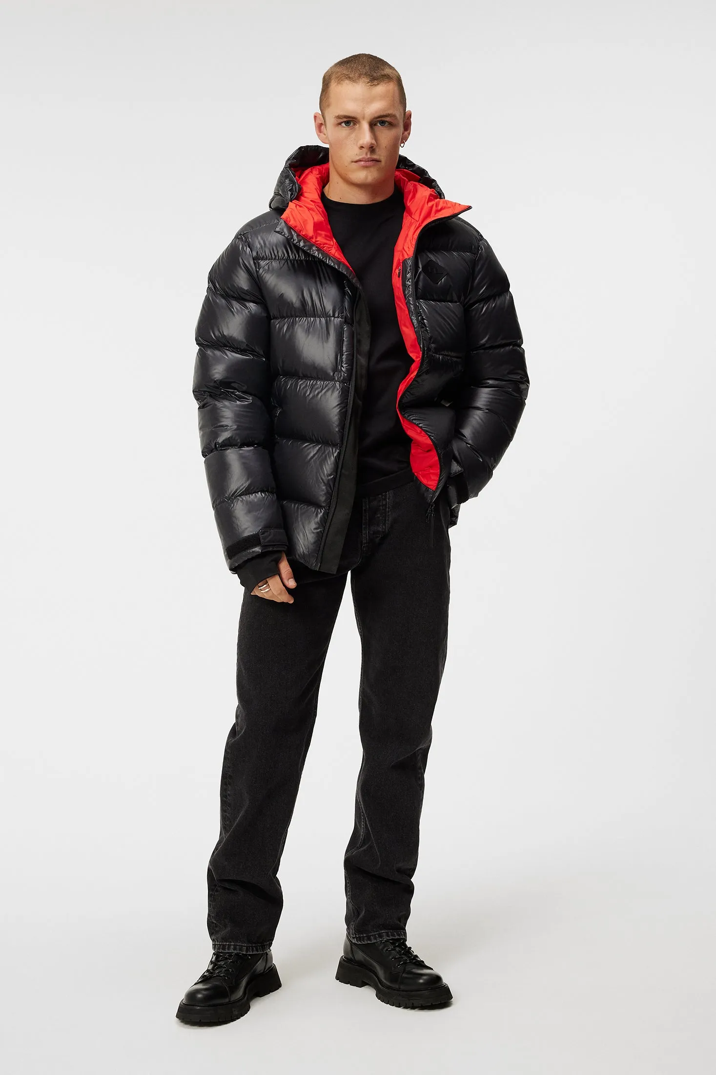 Aerglo Down Jacket / Black