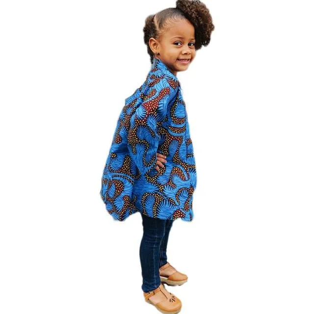 Authentic African Style: Women's Short Kimono Jacket with Traditional Patterns