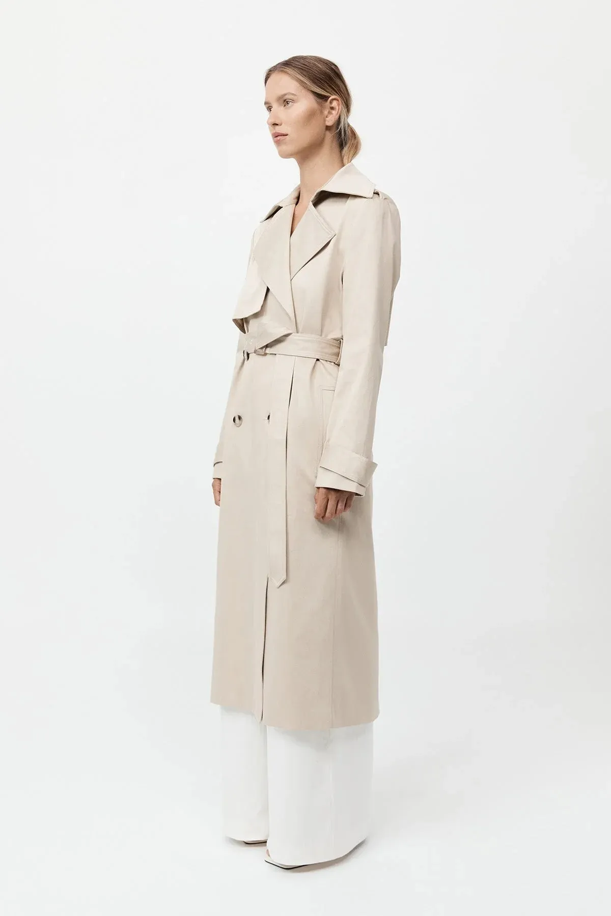 Classic Trench Coat in Champagne