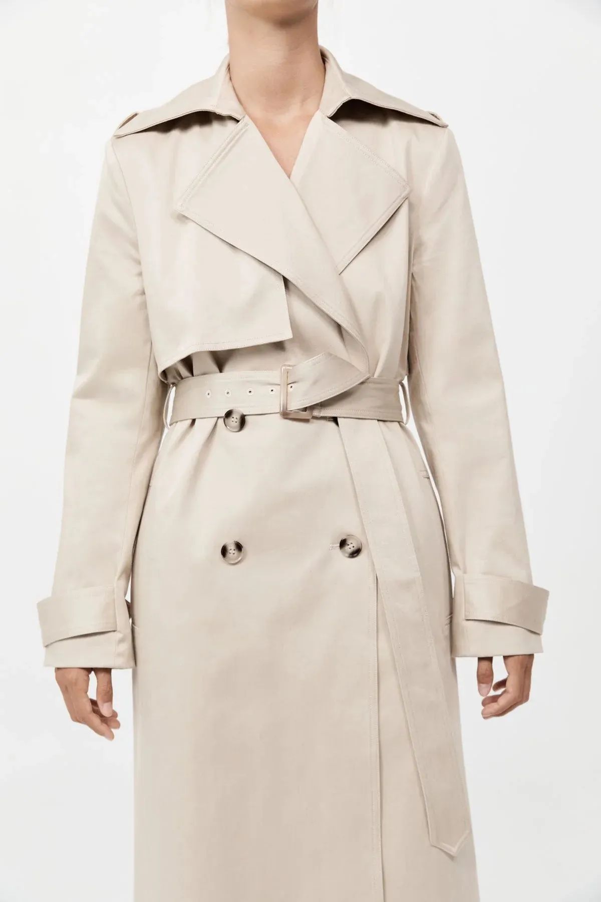 Classic Trench Coat in Champagne