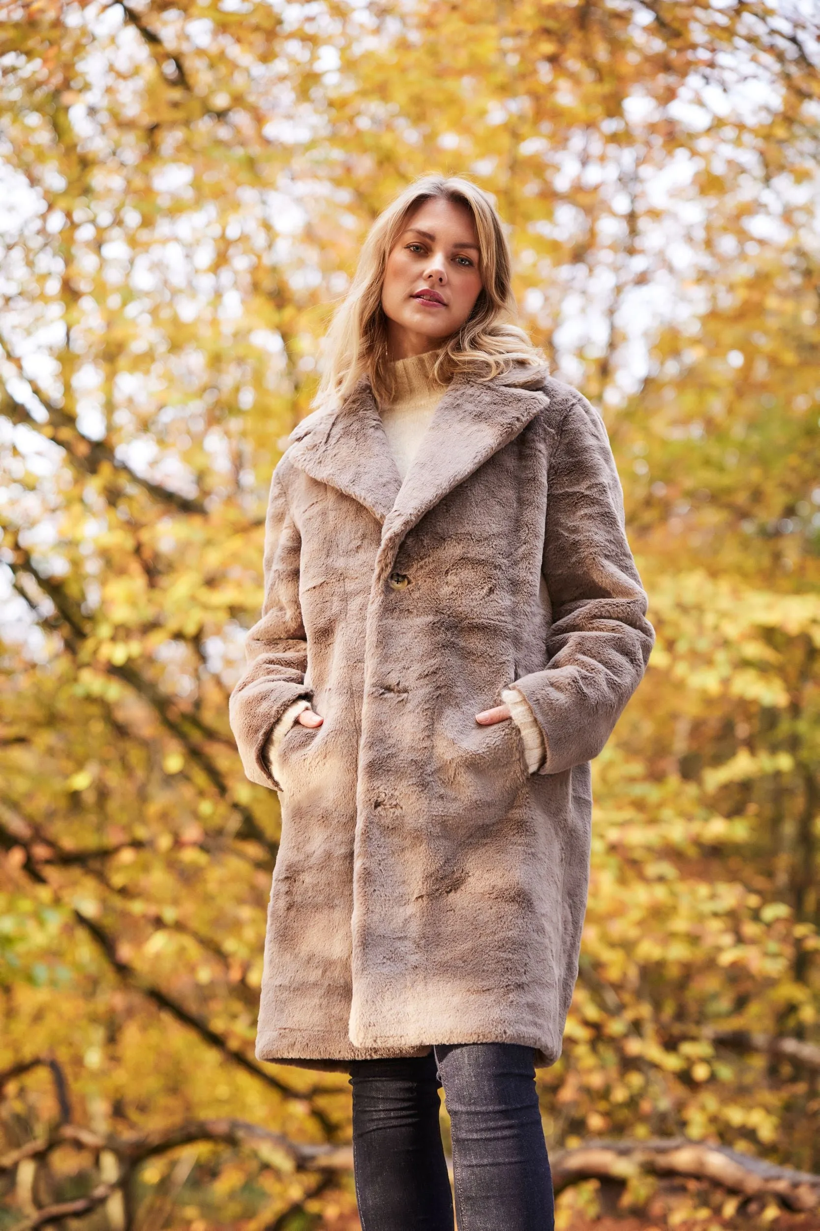 Normann Reversible Faux Fur Coat. Mink 2394