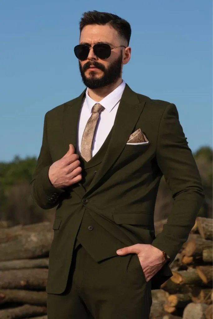 Olive green three-piece wedding suit for men