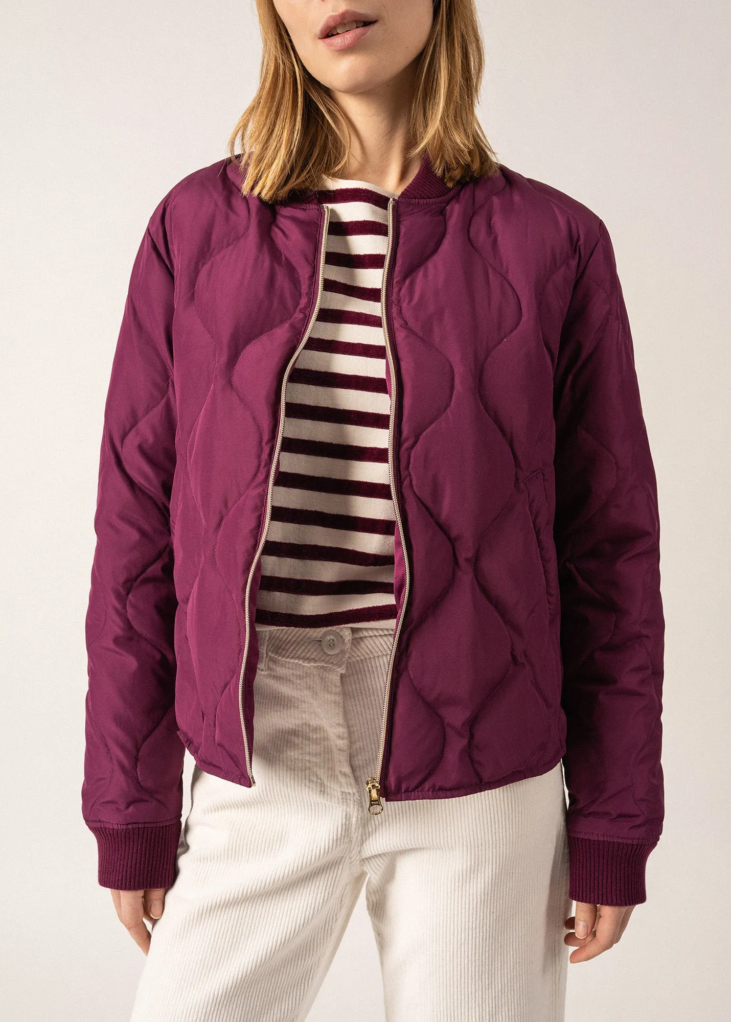 ST IZIA - Quilted Zip-up Puffer Jacket (PLUM)