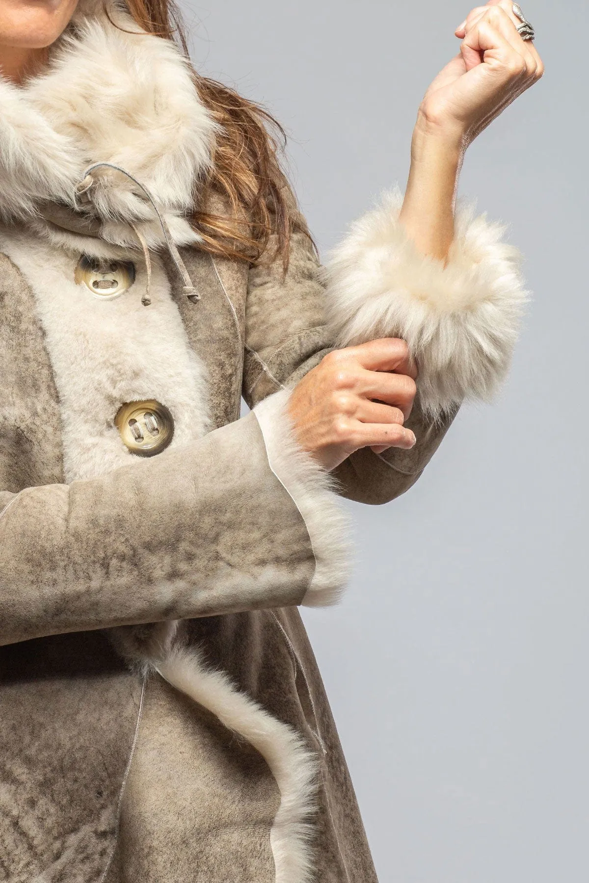 Wild Reversible Long Shearling In Icy Tundra