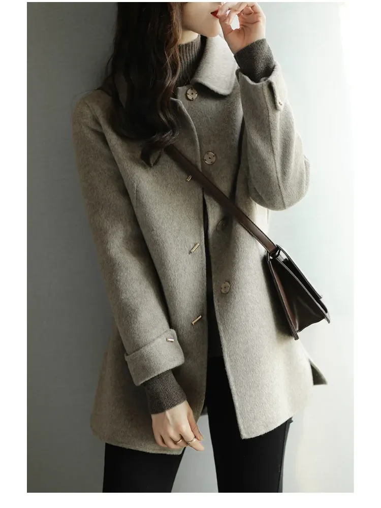 Women’s Classic Petite Trench Coat with Pointed Collar | Ideal for Autumn/Winter