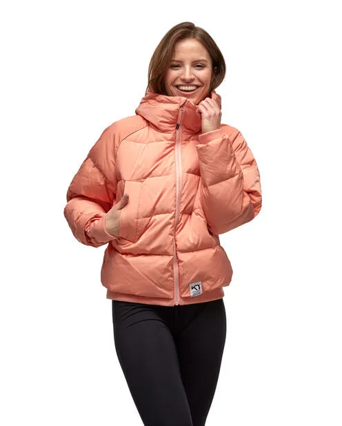 Women's Kari Traa | Skjelde Short Fitting Puffy Jacket | Salma